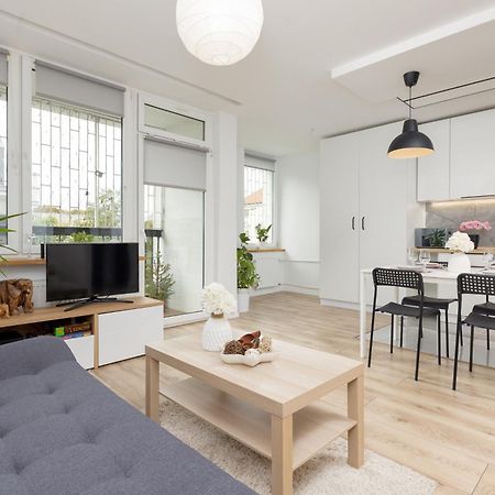 Arsenal City Apartment Warsaw By Renters Exterior photo